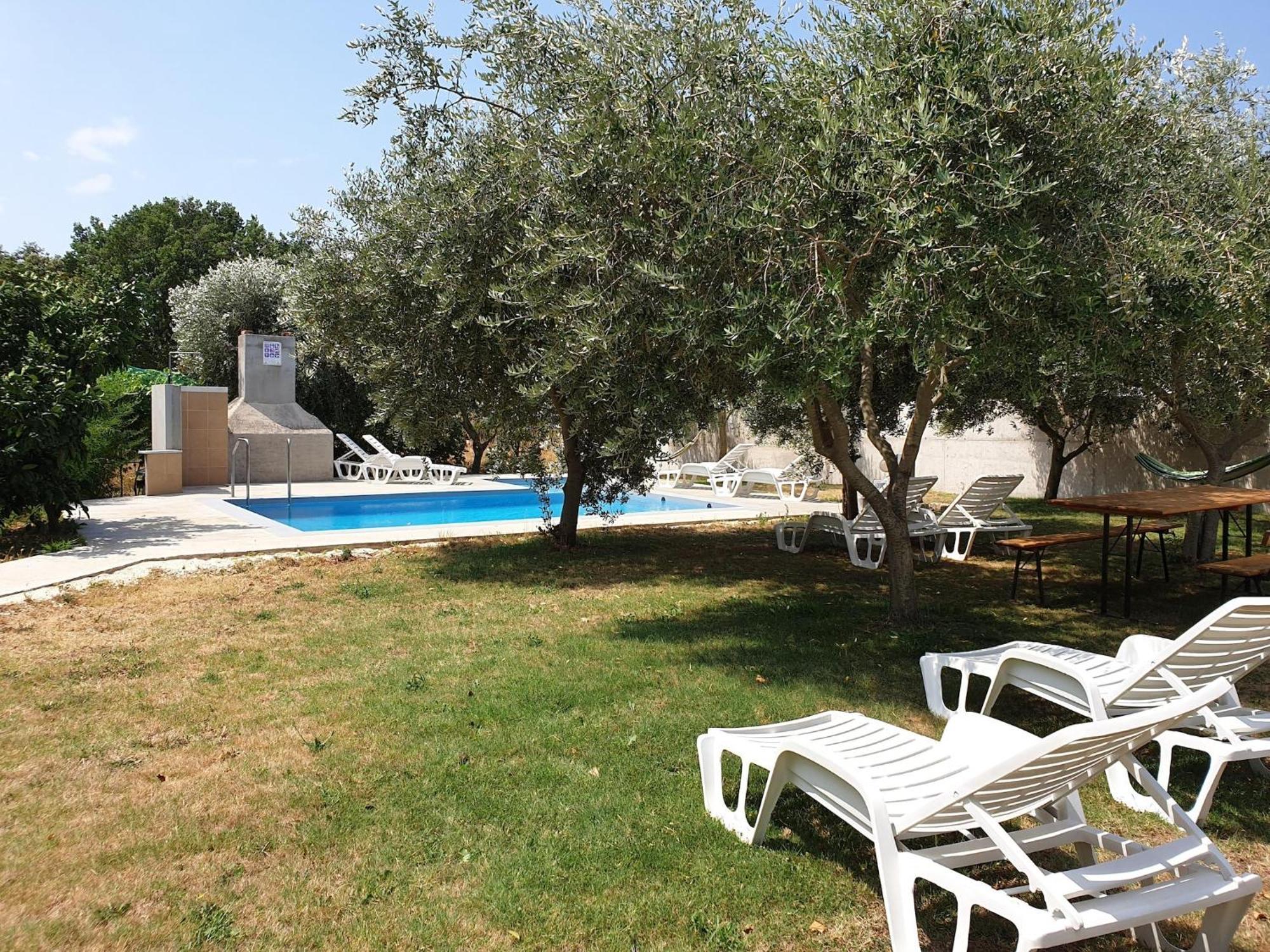 Modern Apartment In Banjole With Pool Eksteriør billede